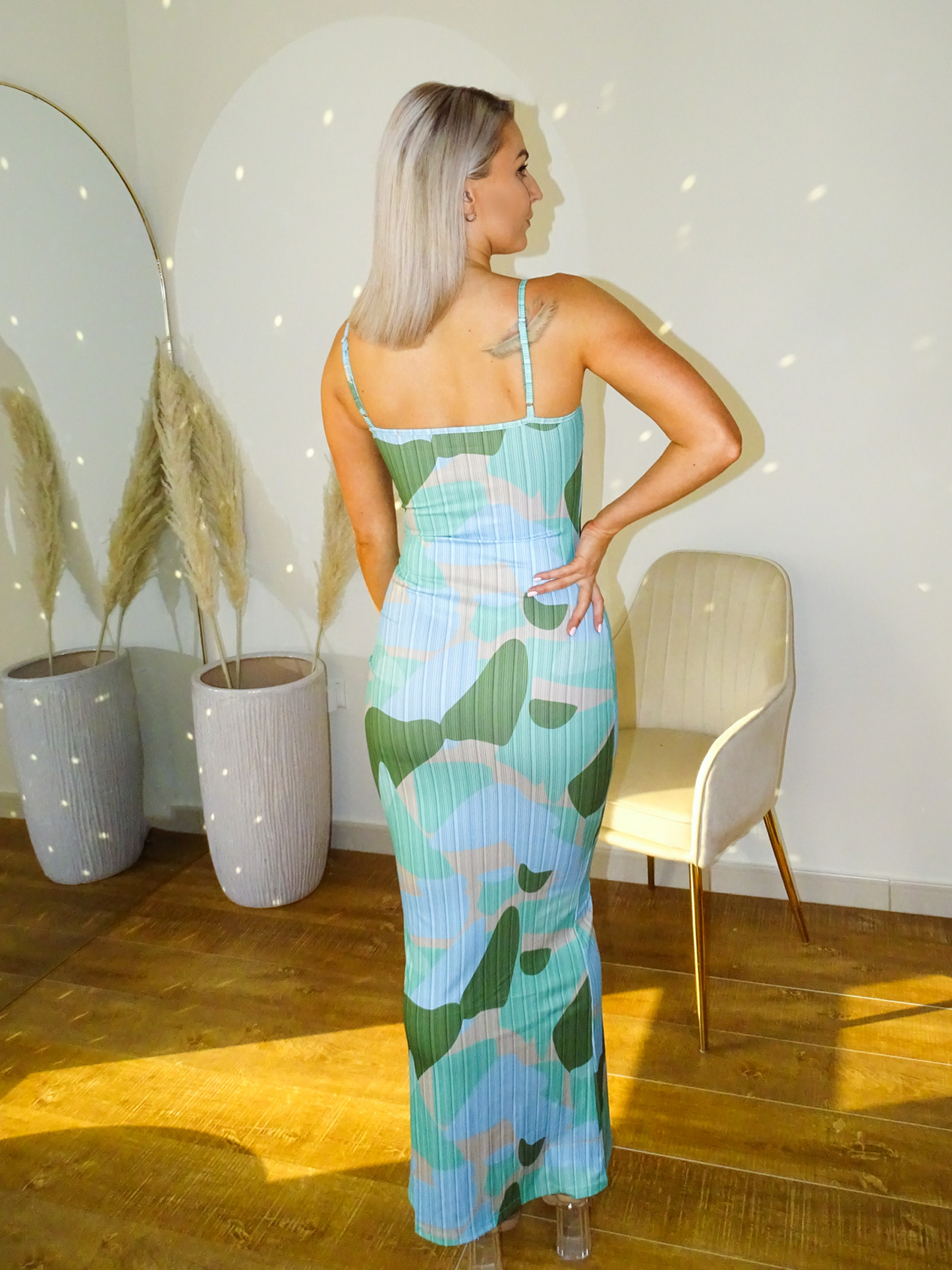 Green abstract ribbed cowl Neck Maxi dress